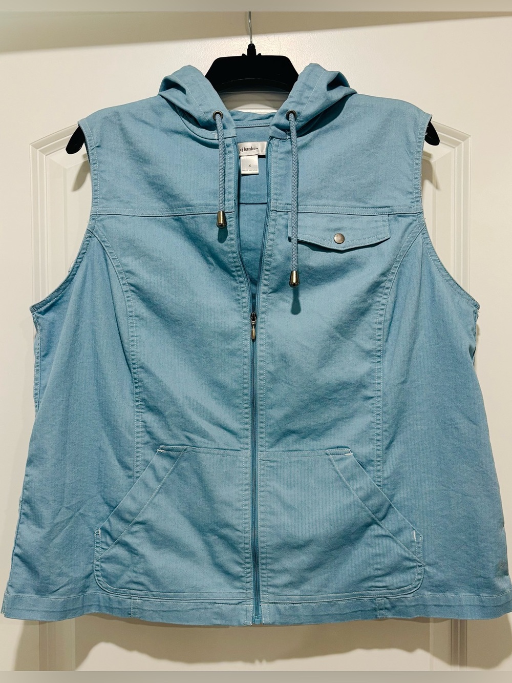 CJ Banks Women's Blue Denim Hooded Zip Front Sleeveless Jacket Size X (14W) NWOT